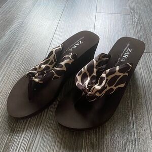 NWOT Zara Wedged Heel Flip  Flop
